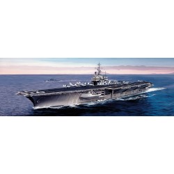 MODELO 1:720 USS SARATOGA CV-60